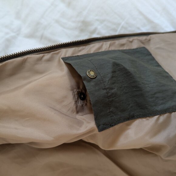 Barbour Quilted Puffer Jacket with Black Collar - Picture 9 of 10